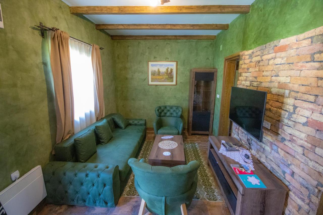 Etno Selo Svodje Apartment Vlasotince ภายนอก รูปภาพ