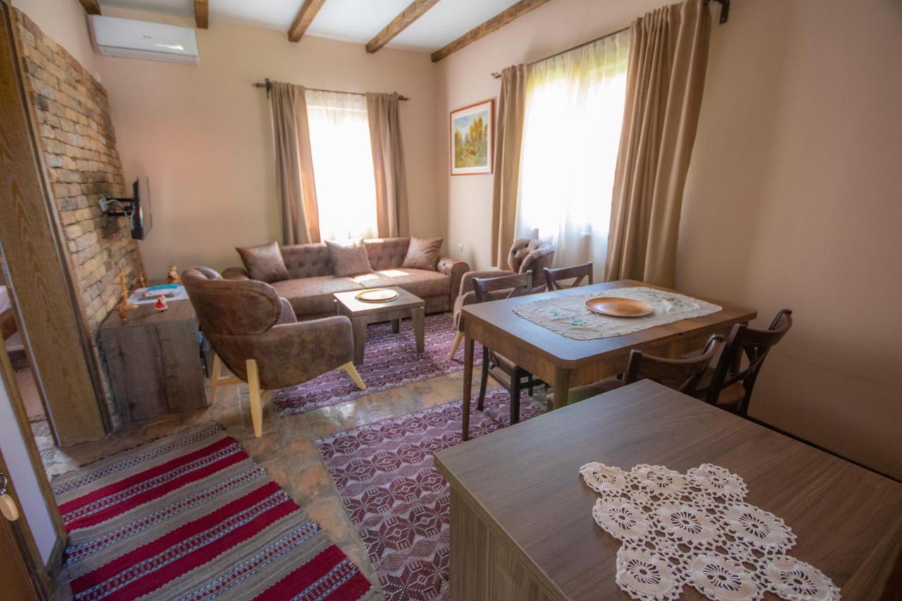 Etno Selo Svodje Apartment Vlasotince ภายนอก รูปภาพ